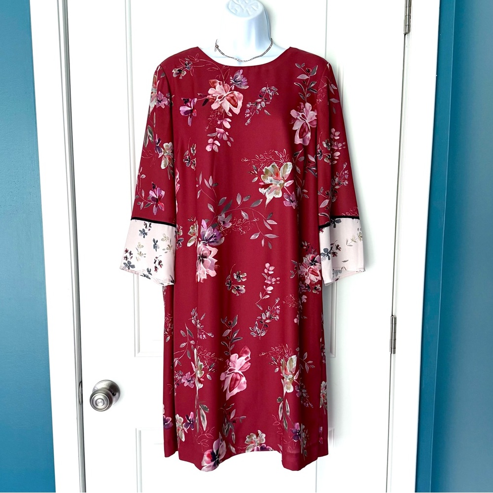J. Jill red white floral colorblock shift dress Size S EUC